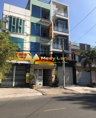 Vị trí mặt tiền tọa lạc ở Đường Số 19, Bình Trị Đông bán nhà vào ở ngay giá chốt nhanh 12.8 tỷ ngôi nhà này có tổng 12 phòng ngủ 12 WC