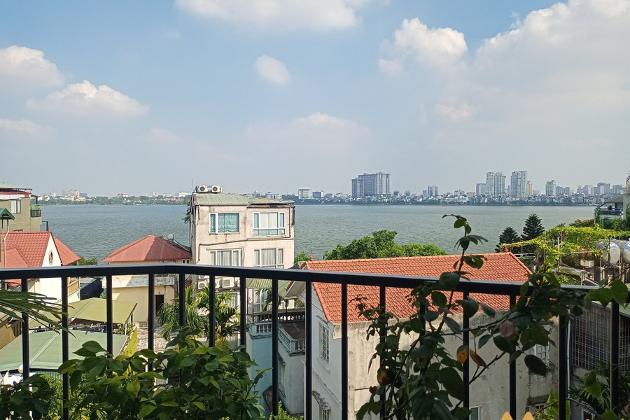 Bán căn hộ dịch vụ Quảng Khánh, 96m2 x 8 tầng, 7 căn hộ, view hồ Tây, 800USD/phòng-01