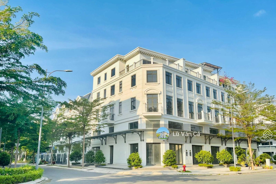 Giá bán 19 tỷ bán nhà có diện tích chung là 140m2 tọa lạc gần Quận 2, Hồ Chí Minh ngôi nhà gồm có 4 phòng ngủ, 5 WC vào ở ngay-01