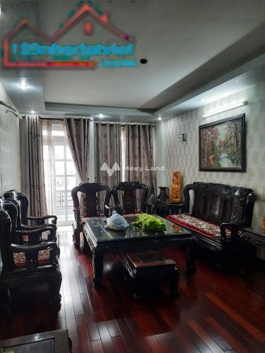 Độ rộng đường 8 m mặt tiền tọa lạc tại Bạch Đằng, Hồ Chí Minh bán nhà bán ngay với giá đặc biệt 30 tỷ ngôi nhà có tổng 6 PN-01
