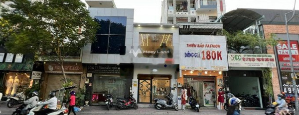 Cho thuê nhà nằm ngay Phú Nhuận, Hồ Chí Minh, giá thuê hiện tại 30 triệu/tháng diện tích thực là 125m2, trong nhà nhìn chung gồm có 5 PN-03