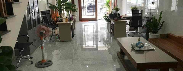 Giá chỉ 3.65 tỷ bán nhà có diện tích gồm 100m2 vị trí mặt tiền ngay ở Quảng Ngãi, Quảng Ngãi vị trí siêu đẹp-02