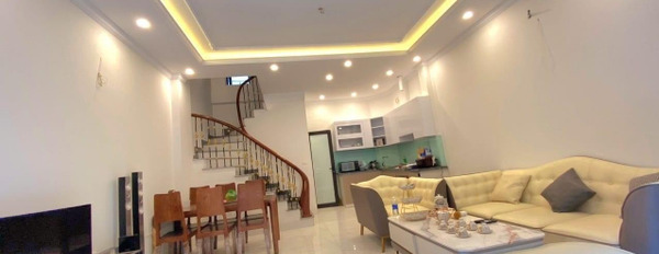 Bán nhà 5 tầng mới cực đẹp ngõ 272 Ngọc Thuỵ, Long Biên-02