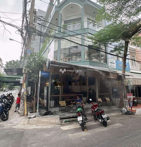 Diện tích chuẩn 32m2 bán nhà vị trí đặt ngay trên Tân Phú, Hồ Chí Minh trong căn này bao gồm 3 PN 4 WC liên hệ chính chủ-01