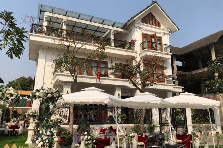 Bán nhà phố Trần Thái Tông, 158m2, vị trí đẹp, khách sạn 3 sao, hơn 30 phòng cho thuê 250 triệu/tháng-01