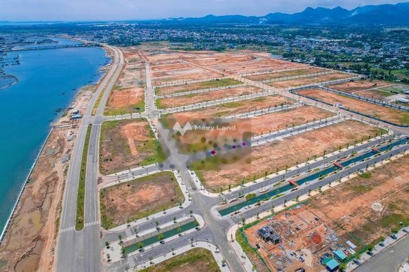 Vị trí thuận lợi ngay tại Núi Thành, Quảng Nam bán đất, giá bán cực sốc từ 2 tỷ có diện tích khoảng 300m2-01