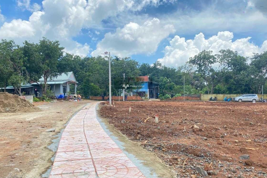 Vị trí đặt ở trung tâm Phú Riềng, Bình Phước bán đất giá cơ bản từ 450 triệu với diện tích rộng 201m2-01