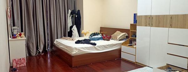 Tổng quan căn này có 2 phòng ngủ, bán chung cư vị trí đẹp nằm ở Thanh Xuân, Hà Nội, trong căn hộ nhìn chung gồm 2 PN, 2 WC lh ngay kẻo lỡ-02