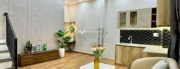 Nhà có 3 PN cho thuê nhà ở diện tích tổng 40m2 giá thuê quy định 9 triệu/tháng vị trí đặt tại trung tâm Trần Cao Vân, Tam Thuận, hướng Đông Nam-02