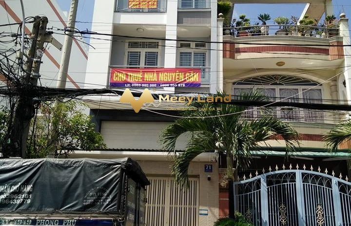 Bán nhà nằm ngay bên trong Quận Bình Tân, Hồ Chí Minh bán ngay với giá rẻ chỉ 6.5 tỷ diện tích 49m2 hướng Đông trong nhà nhìn chung có 2 phòng ngủ