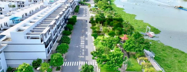 Nguyễn Văn Tuôi, Bến Lức, bán biệt thự, bán ngay với giá cực tốt 2.7 tỷ toàn bộ khu vực có diện tích 70m2, ngôi nhà này gồm 4 PN dọn vào ở ngay-02