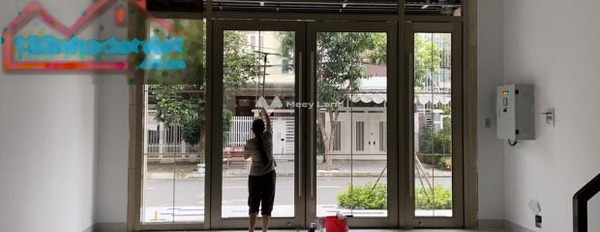 Vị trí ngay trên Hải Châu, Đà Nẵng, cho thuê nhà, giá thuê đề xuất 35 triệu/tháng có một diện tích 180m2, ngôi nhà gồm 3 phòng ngủ cực kì sang trọng-02