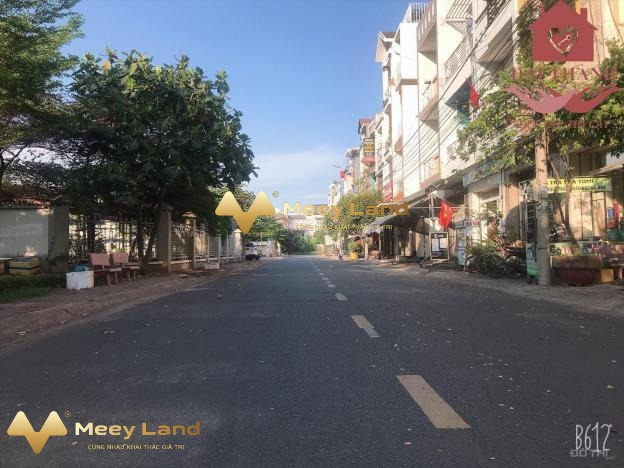 Vị trí đặt tại Đường N5, Biên Hòa bán đất giá bán gốc 7.9 tỷ với dt tiêu chuẩn 205 m2, với lộ chính ngang 8 mét-01
