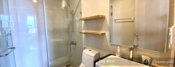 Cho thuê chung cư vị trí tốt tại Trần Quang Khải, Tân Định, trong căn hộ gồm có 2 PN, 1 WC nhà view bao đẹp-02