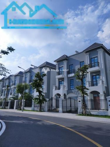 Gồm 9 phòng ngủ, cho thuê biệt thự thuê ngay với giá thỏa thuận từ 25 triệu/tháng có diện tích tổng là 182m2 tọa lạc ngay Nguyễn Xiển, Hồ Chí Minh-01