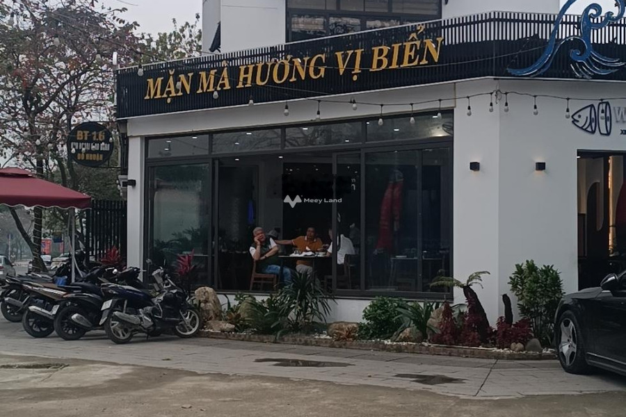 Có diện tích 126m2 bán nhà mặt tiền nằm ở Xuân Đỉnh, Bắc Từ Liêm hướng Đông - Bắc trong nhà này gồm 4 PN 4 WC liên hệ ngay để được tư vấn-01