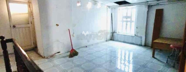 Nhà 3 PN cho thuê nhà ở diện tích chính là 30m2 giá thuê phải chăng từ 4.5 triệu/tháng vị trí mặt tiền nằm ngay Đường Số 14, Hồ Chí Minh, hướng Đông-03