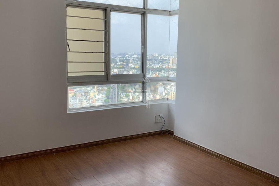 Bán chung cư vị trí trung tâm Tạ Quang Bửu, Phường 5, ngôi căn hộ này gồm 3 PN, 2 WC thuận mua vừa bán-01