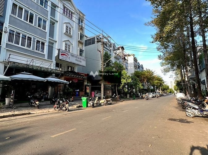 Ở Nguyễn Lương Bằng, Tân Phong, bán nhà, bán ngay với giá tốt bất ngờ 27 tỷ diện tích chuẩn 111m2, tổng quan ở trong nhà có 5 PN cảm ơn đã xem tin-01