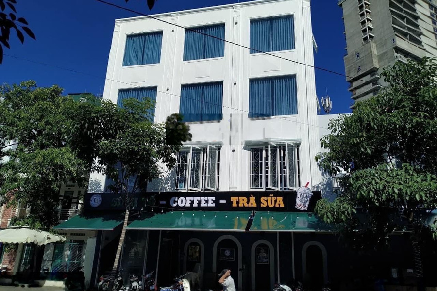 Cho thuê nhà 4 tầng ngang 20m, mặt tiền đường Nguyễn Thiện Thuật - Lộc Thọ - Nha Trang -01