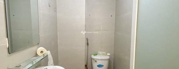 DT 80m2 bán nhà ở vị trí đẹp Phường 4, Quận 3 tổng quan căn này có 5 PN 5 WC hỗ trợ mọi thủ tục miễn phí, giá mùa dịch.-02