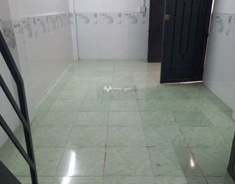 Có diện tích chính 36m2, cho thuê nhà ở vị trí đẹp tọa lạc ngay ở Quận 12, Hồ Chí Minh, hướng Nam, ngôi nhà này gồm có 2 PN, 1 WC vị trí thuận lợi-01