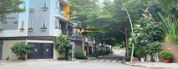 Tổng quan ở trong nhà có 3 PN bán nhà vào ở ngay giá cực rẻ 10 tỷ diện tích rộng 85m2 gần Quận 7, Hồ Chí Minh-02