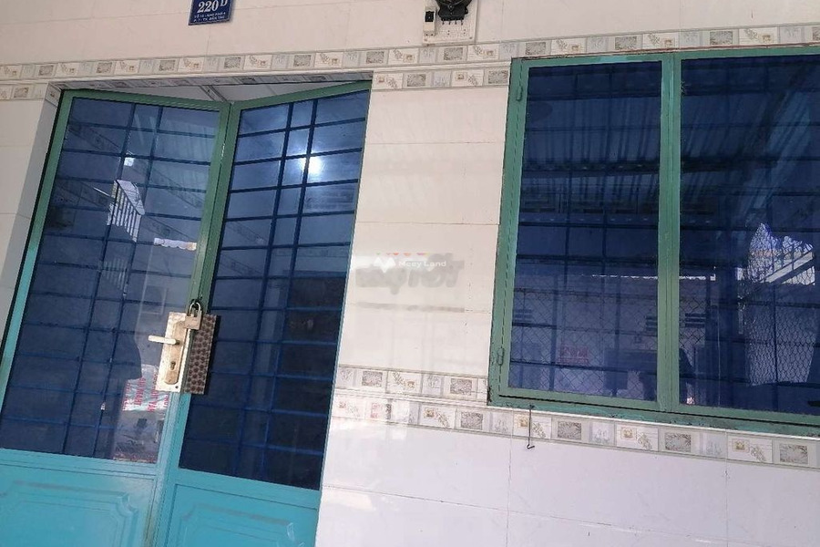 Giá 3 triệu/tháng, cho thuê nhà diện tích thực tế 60m2 ngay trên Nguyễn Văn Tư, Bến Tre, trong nhà này có 2 phòng ngủ, 1 WC thuận tiện di chuyển-01