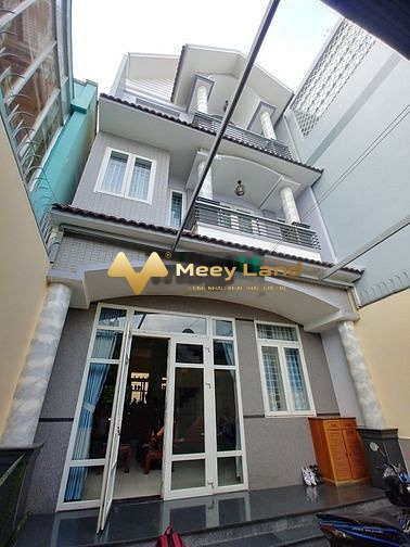 Bán nhà diện tích 160m2 mặt tiền nằm ngay ở Quận 9, Hồ Chí Minh-01