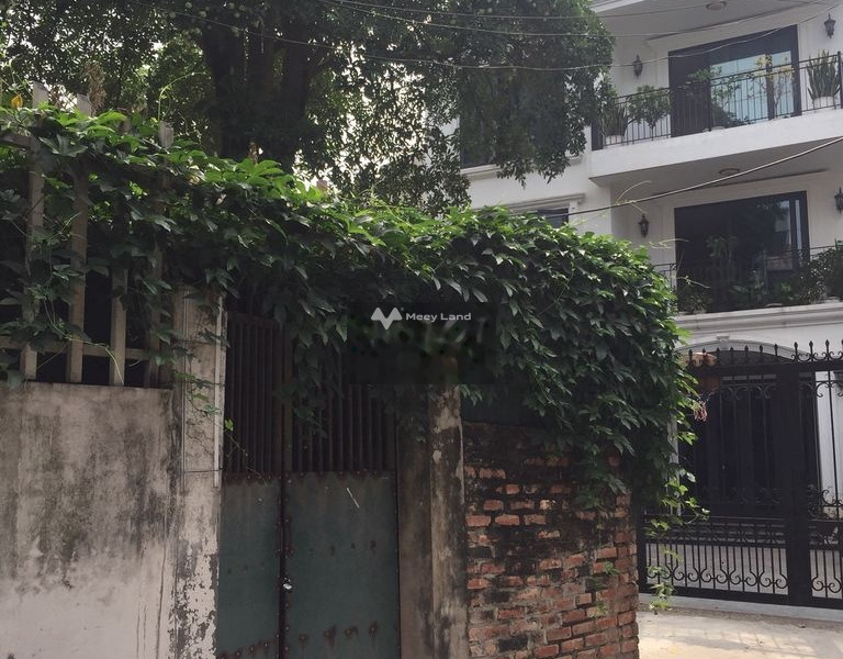Căn nhà bao gồm có 1 PN, cho thuê nhà ở có diện tích tổng 60m2 thuê ngay với giá siêu rẻ chỉ 3 triệu/tháng mặt tiền tọa lạc tại Ngọc Thụy, Long Biên-01