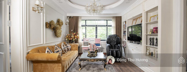 Diện tích 250m2, bán biệt thự vị trí hấp dẫn Quận 2, Hồ Chí Minh, ngôi nhà gồm có 5 phòng ngủ, 5 WC giá có thể fix-03