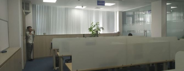 Cho thuê sàn văn phòng giá thuê êm chỉ 3 triệu/tháng vị trí đẹp ngay trên Ngụy Như Kon Tum, Nhân Chính dt gồm 20 m2-02