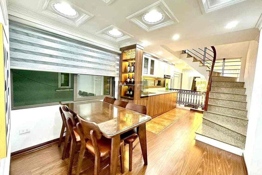 Tổng quan trong căn nhà 4 PN, bán nhà ở diện tích 42m2 bán ngay với giá mua liền chỉ 4.85 tỷ vị trí thích hợp Phạm Văn Đồng, Cầu Giấy-01
