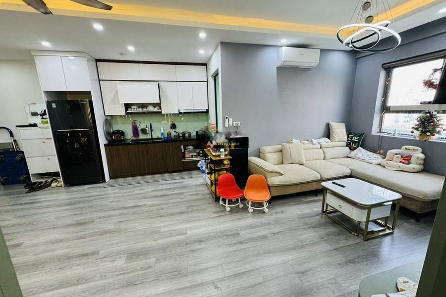 Căn hộ 2 PN, bán căn hộ hướng Đông - Nam vị trí thuận lợi ngay ở Hoàng Mai, Hà Nội, nhìn chung có tổng 2 phòng ngủ, 2 WC tin chính chủ-01