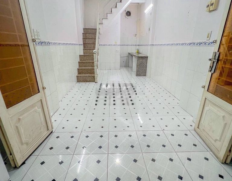 Bán nhà diện tích chuẩn 26m2 vị trí đặt tọa lạc ngay ở Lưu Trọng Lư, Hồ Chí Minh bán ngay với giá thực tế chỉ 2.6 tỷ-01