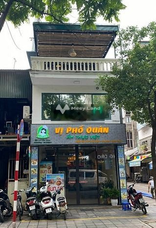 Rộng 70m2 cho thuê cửa hàng vị trí đẹp nằm ở Khúc Thừa Dụ, Cầu Giấy giá thuê bất ngờ từ 22 triệu/tháng lh thương lượng thêm