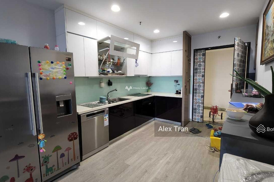 Hướng Tây - Bắc, bán chung cư vị trí đặt nằm ở Long Biên, Hà Nội, trong căn hộ này bao gồm 2 phòng ngủ, 2 WC hỗ trợ mọi thủ tục miễn phí-01