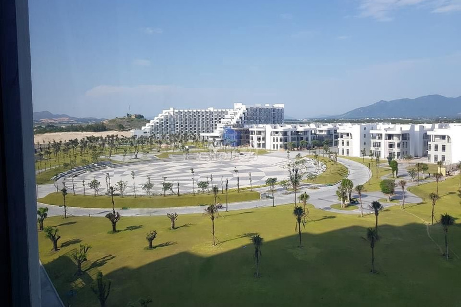 Giá 1.3 tỷ, bán chung cư có diện tích chuẩn 35m2 vị trí đặt ở tại Nguyễn Tất Thành, Cam Ranh, trong căn hộ có 1 PN hỗ trợ mọi thủ tục miễn phí-01