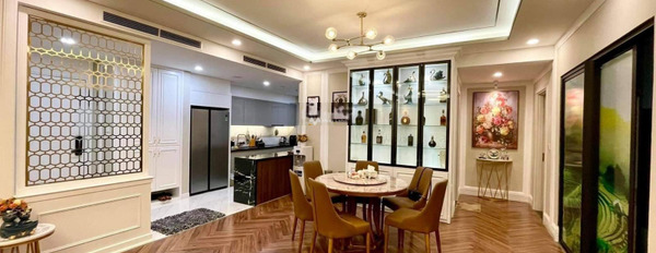 Trong căn hộ 3 PN, bán chung cư mặt tiền tọa lạc ngay tại Nguyễn Trãi, Hà Nội, căn này gồm có 3 PN, 2 WC phong thủy tốt-03