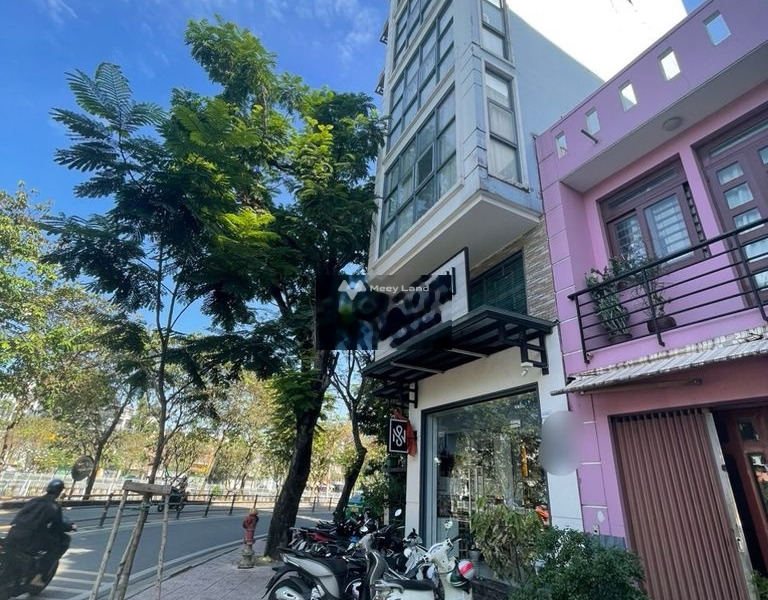 Căn nhà gồm tổng cộng 10 PN, cho thuê nhà ở tổng diện tích 84m2 thuê ngay với giá hiện tại 75 triệu/tháng vị trí đặt tọa lạc ngay ở Tân Định, Quận 1-01