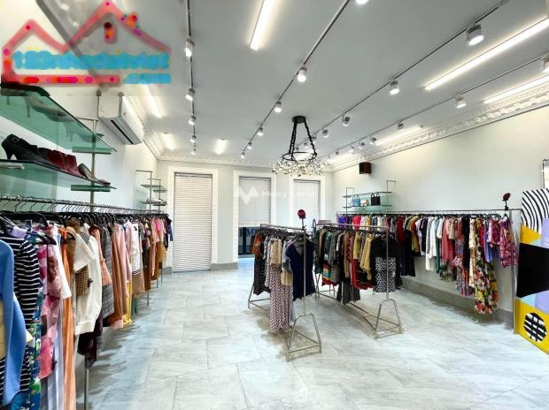 Ở Đông Các, Hà Nội cho thuê cửa hàng 28 triệu/tháng cực kì tiềm năng