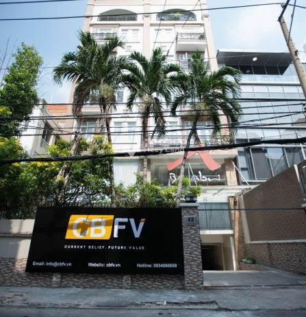 Bán biệt thự mặt tiền tọa lạc ngay ở Phú Nhuận, Hồ Chí Minh bán ngay với giá cực tốt chỉ 35 tỷ có diện tích tiêu chuẩn 128m2, căn nhà bao gồm 3 PN