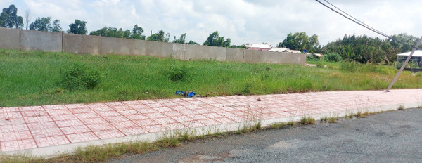 Bán gấp 2 lô đất trước cổng trường học tại thị trấn Thạnh Phú-03