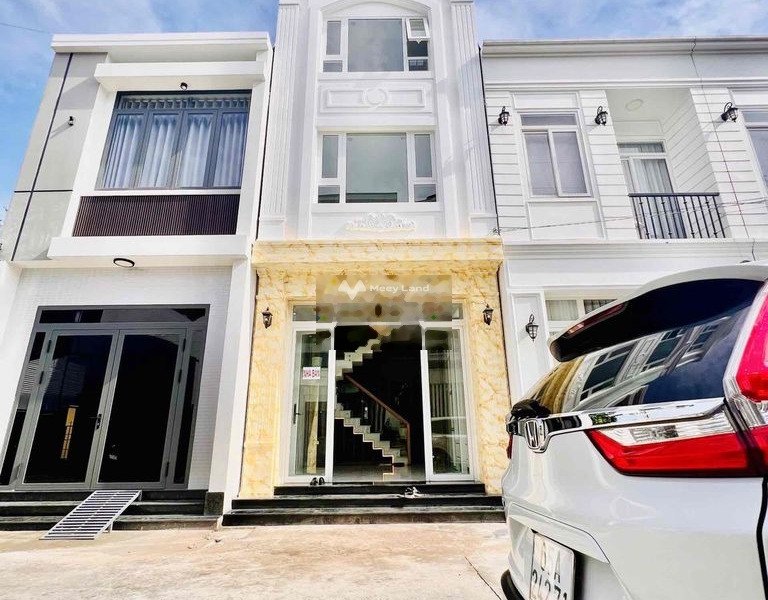 Bán nhà bán ngay với giá cực sốc chỉ 5.5 tỷ có diện tích 42m2 vị trí thuận lợi ngay trên Ninh Kiều, Cần Thơ-01