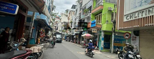 Vị trí mặt tiền tọa lạc tại Quận 3, Hồ Chí Minh, cho thuê nhà, thuê ngay với giá siêu rẻ 25 triệu/tháng diện tích gồm 190m2 có chỗ để xe-02