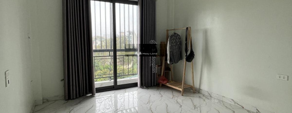 Giá chỉ 4 tỷ bán nhà diện tích gồm 36m2 vị trí đẹp nằm trên Thanh Trì, Hà Nội tổng quan căn nhà này gồm 4 PN, 4 WC cảm ơn bạn đã đọc tin.-03