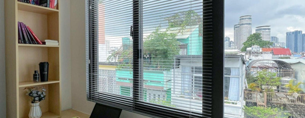 Cho thuê chung cư ngay Tân Thuận Đông, Hồ Chí Minh, trong căn này bao gồm 1 phòng ngủ, 1 WC liên hệ trực tiếp để được tư vấn-03