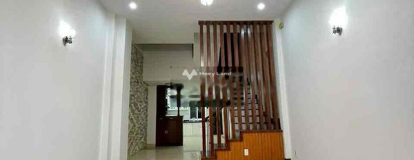 Giá 12 tỷ bán nhà diện tích 72m2 vị trí thuận tiện Quận 7, Hồ Chí Minh tổng quan nhìn tổng quan có 3 phòng ngủ, 3 WC chính chủ đăng tin-02