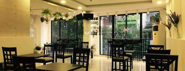 Thanh lý tài sản cho thuê cửa hàng Diện tích đất 160m2 vị trí đặt tọa lạc gần Đặng Thai Mai, Quảng An giá thuê cực tốt từ 40 triệu/tháng-02