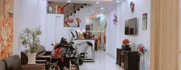 Nhà có 6 PN bán nhà giá bán đặc biệt chỉ 13.9 tỷ diện tích chuẩn 110m2 vị trí thuận lợi ngay tại Lê Văn Phan, Tân Phú-02